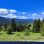 Panorama Eurydice Apartmán *